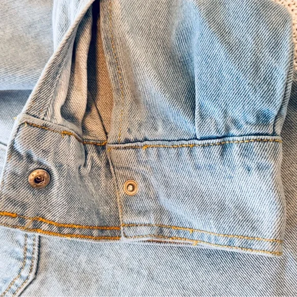 TNR JEANS Denim Shacket Light Blue Jean Jacket Button Down Shirt - Picture 6 of 15